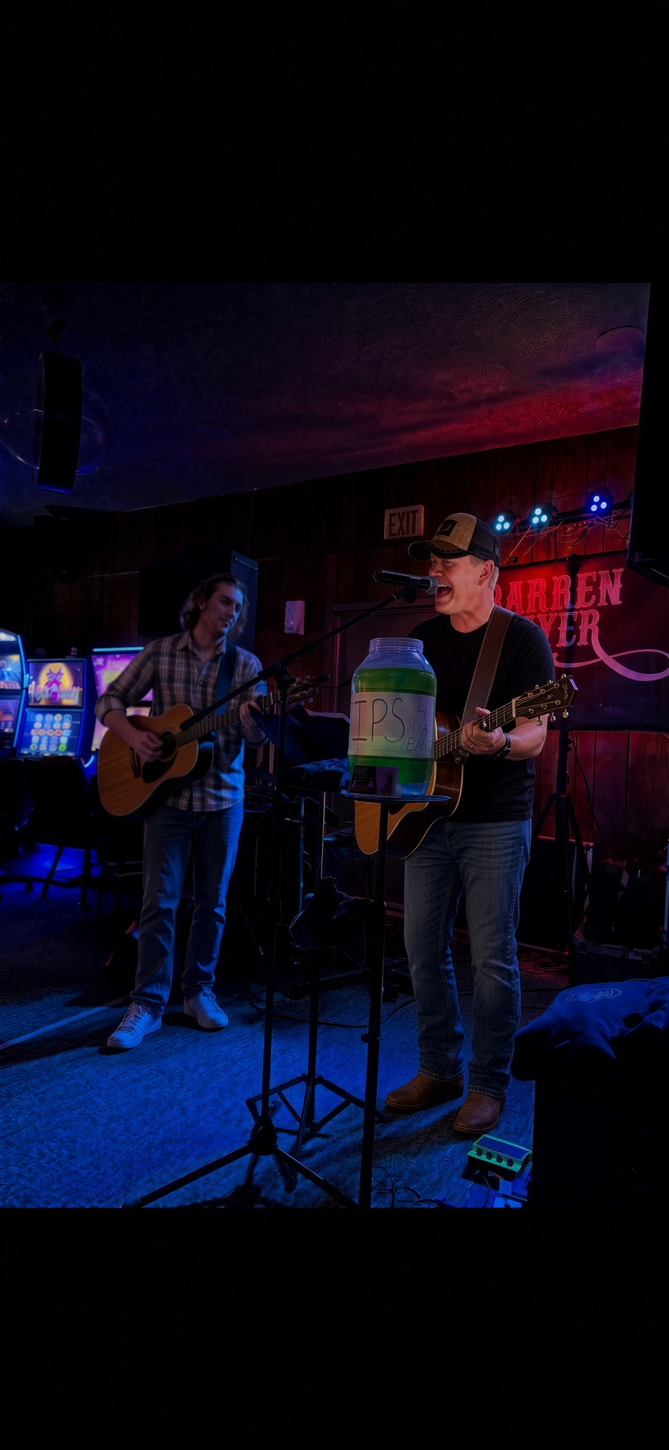 Darren Beyer Music live